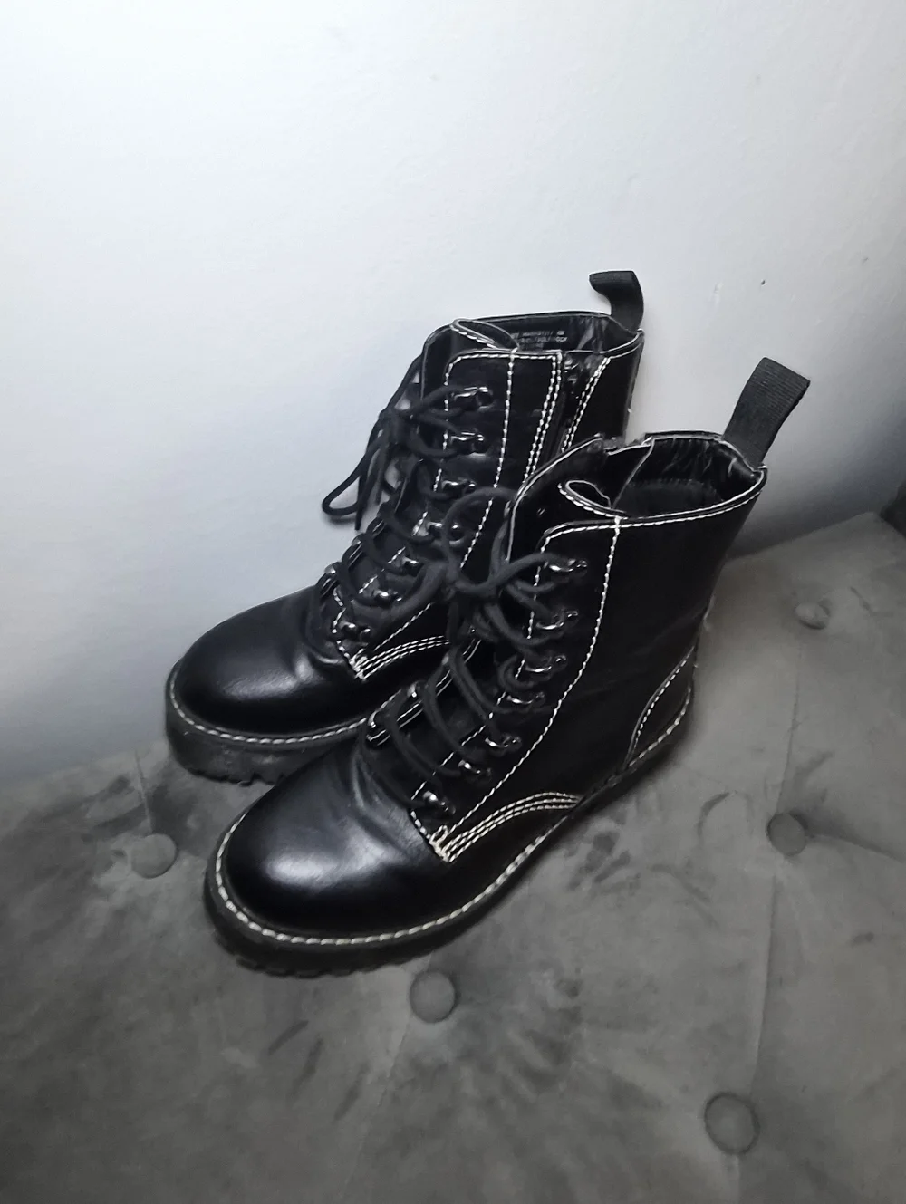 Black Grunge Platform Combat Boots 6M Madden Girl Punk Modern - Picture 2 of 10